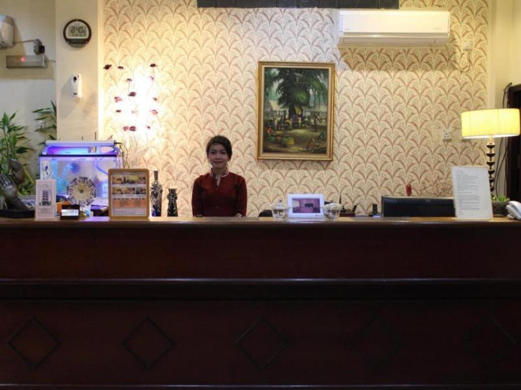 Hotel Dynasty Tarakan Exterior foto