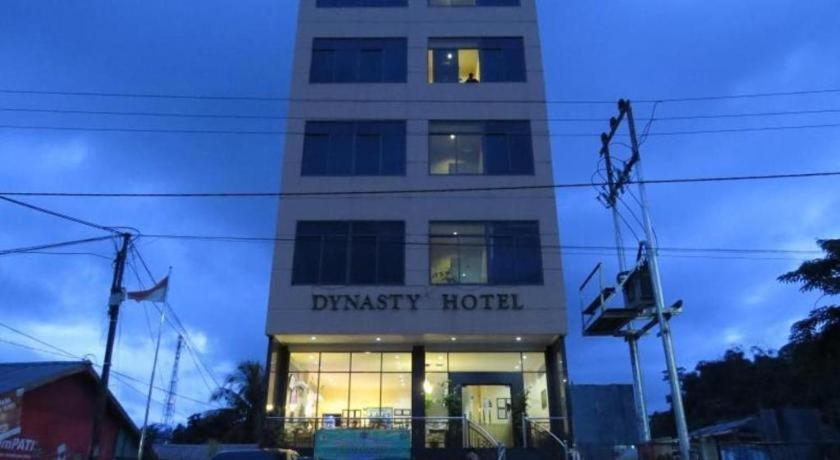 Hotel Dynasty Tarakan Exterior foto